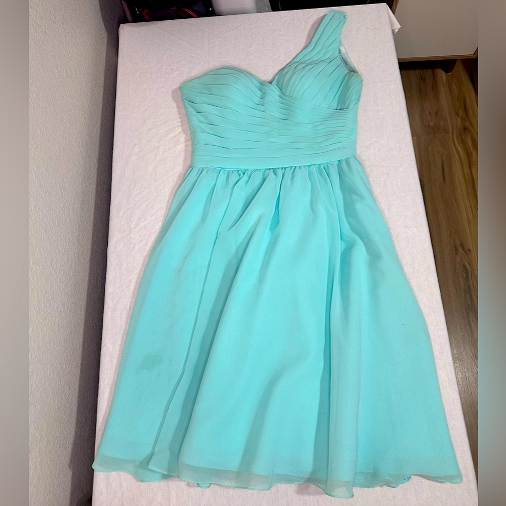 Mori Lee by Madeline Gardner One Shoulder Bridesmaid dress size 6.